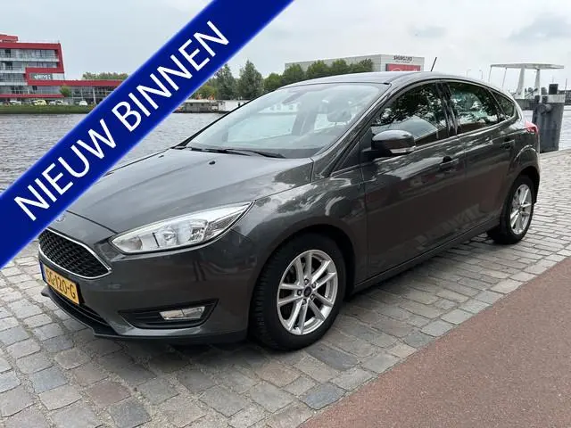 Ford Focus 1.0 Lease Edition Navigatie Airco/ecc keurige auto