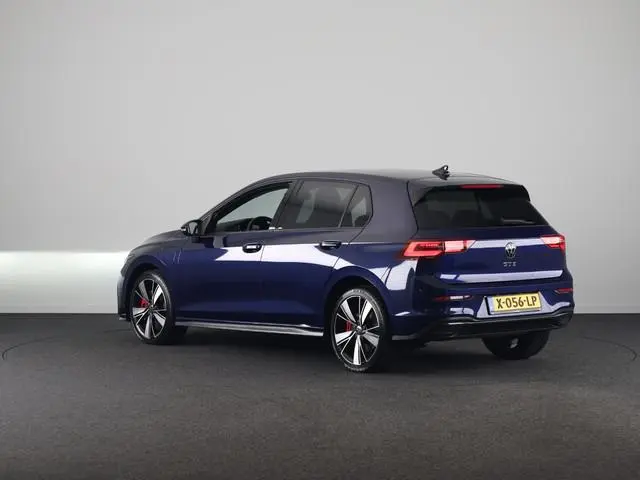 Volkswagen Golf 1.4 eHybrid GTE 245 PK | Automaat (DSG) | Navigatie | Wegklapbare trekhaak | Camera