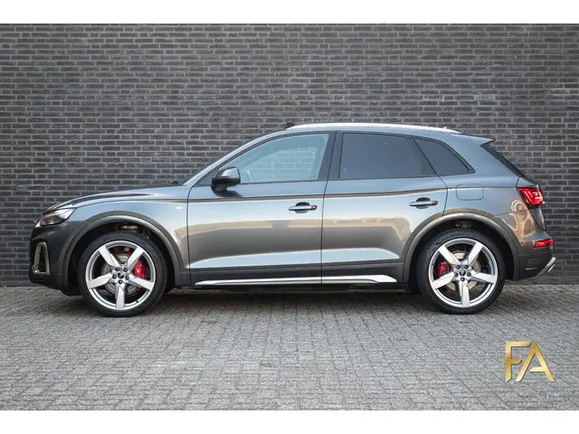 Audi Q5 55 TFSI e S edition Competition Panodak|Ruitleder|367PK|Sfeer
