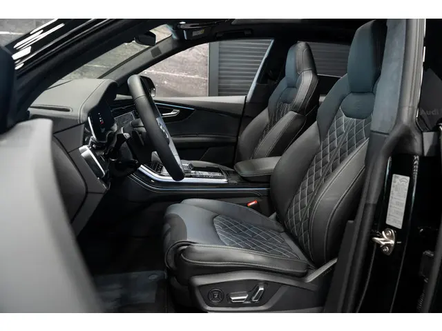 Audi Q8 60 TFSI e quattro Pro Line S Competition *Bang & Olufsen / AWD-Besturing / Stoelventilatie +...