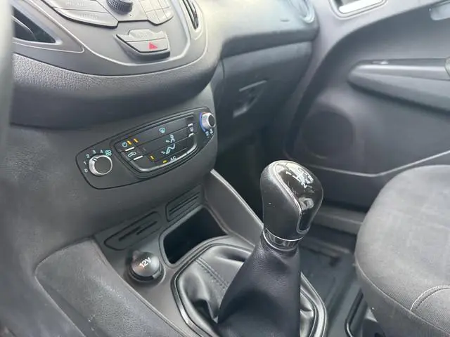 Ford Transit Courier