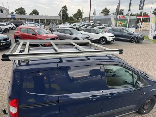 Ford Transit Courier