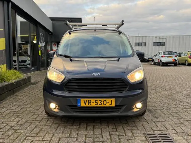 Ford Transit Courier