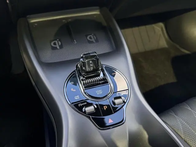 BYD SEAL