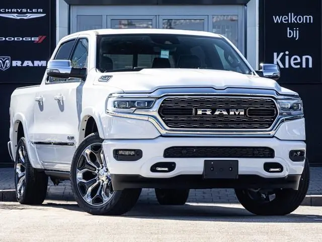 Dodge Ram 1500 5.7 V8 4x4 Crew Cab Limited | Pano | elektrische treeplanken | 360 Camera |
