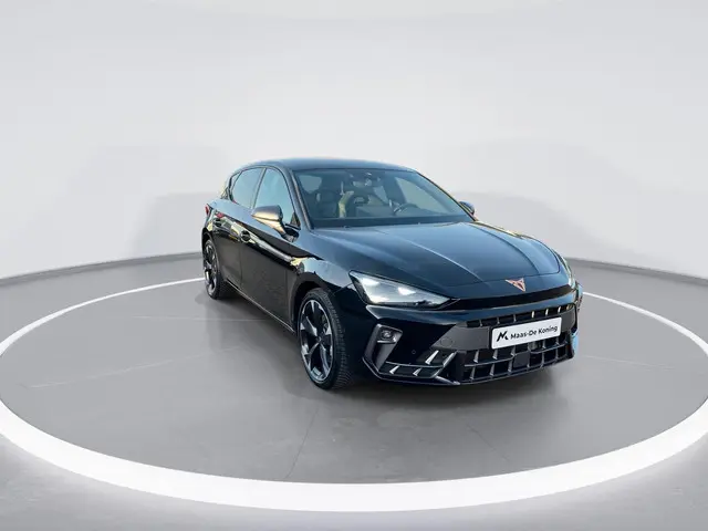 CUPRA Leon 1.5TSIe-Hybrid 150kW/204PK DSG FL · Navigatie · Apple/Android Car Play · Camera + Parkeer...