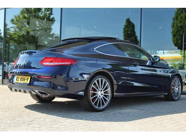 MERCEDES-BENZ C-KLASSE COUPÉ 180 AMBITION AUT. AMG | PANO | BURMESTER | LED | CAMERA | LEDER | ACC