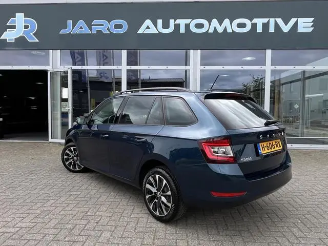 Skoda Fabia Combi 1.0 TSI Business Edition | PDC voor en achter | Stoelverwarming | Keyless | Apple...