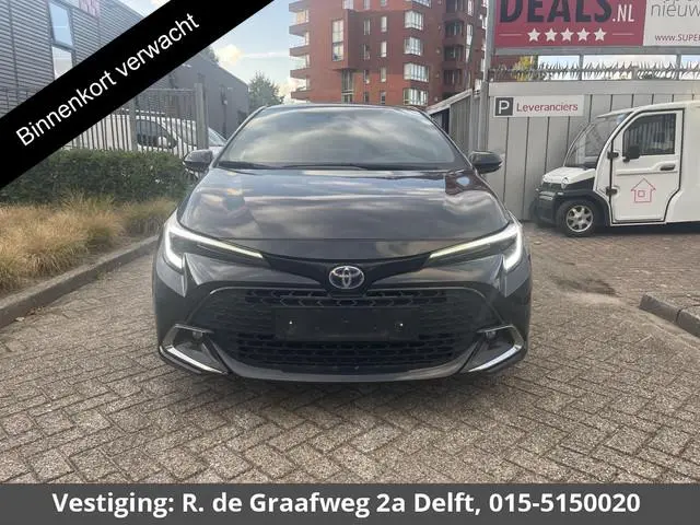 Toyota Corolla Hybrid 140 Dynamic | Parkeersensor voor en achter | Navigatie | Stoelverwarming | App...