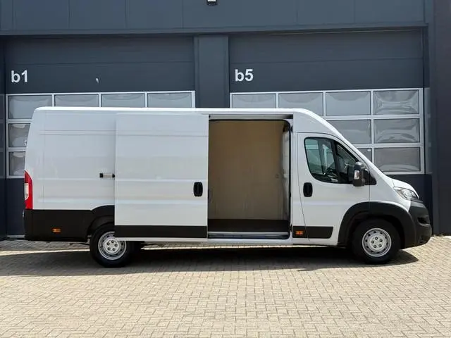 Opel Movano L3H2 2.2D 140PK 3,0 T / Airco / Cruise / Carplay / Bluetooth / PDC / DAB / Rijstrook Ass...
