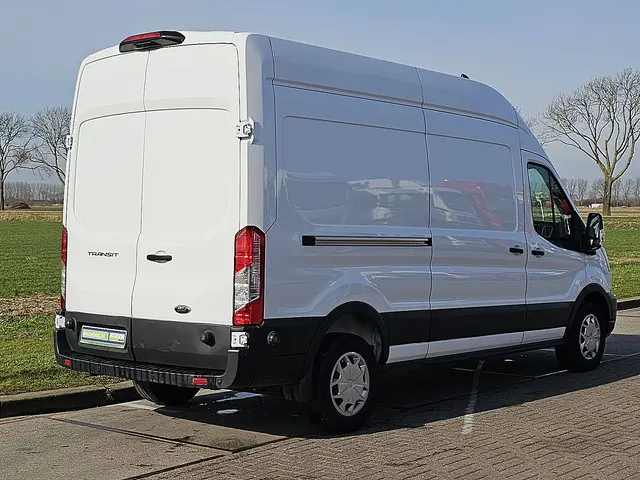 FORD TRANSIT 2.0 l3h3 rwd navi