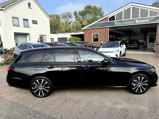 Mercedes-Benz E-klasse Estate 300 e Luxury Line 360 camera, Elek.Trekhaak, Navi