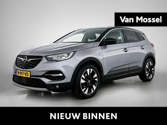 Opel Grandland X 1.2 Turbo Ultimate || Climate control || Navigatie || Leder || Trekhaak || 360 Came...
