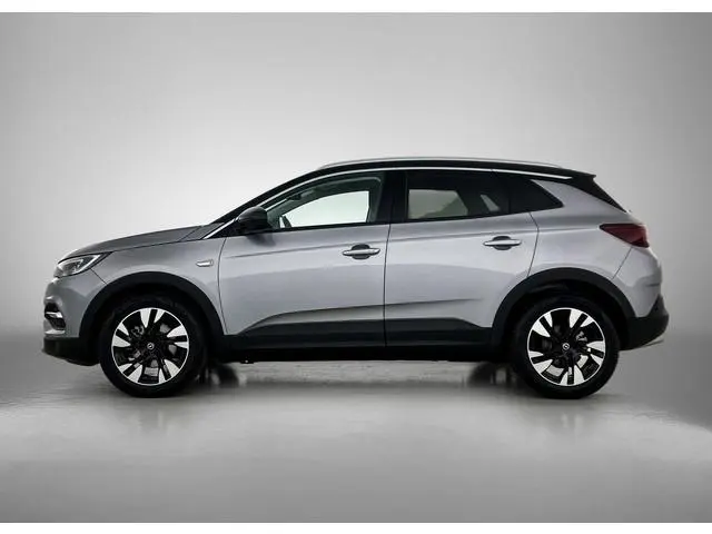 Opel Grandland X 1.2 Turbo Ultimate || Climate control || Navigatie || Leder || Trekhaak || 360 Came...