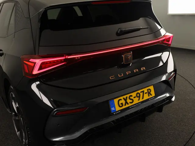 CUPRA Born
