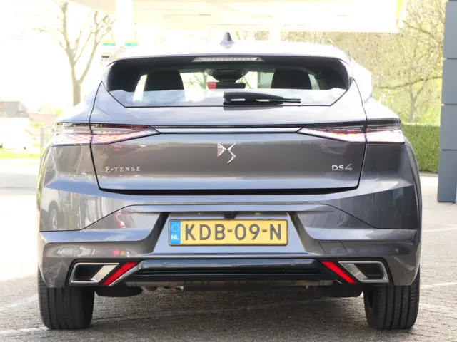 DS DS 4