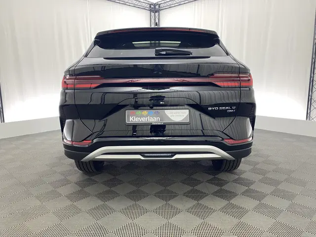 BYD SEAL U