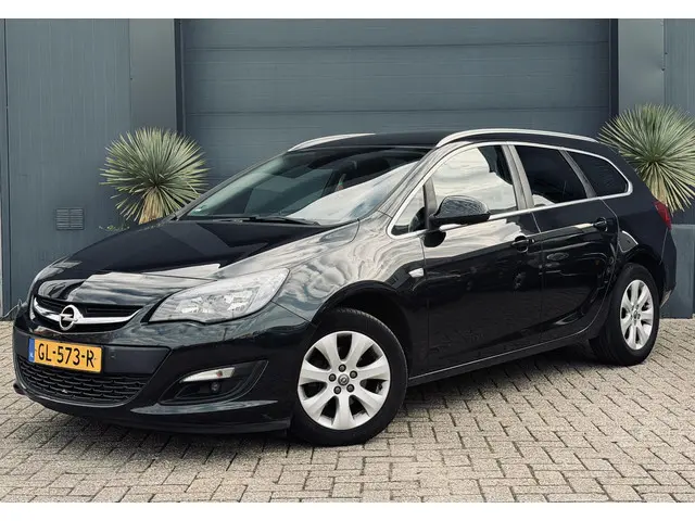Opel Astra Sports Tourer 1.4 Turbo Edition