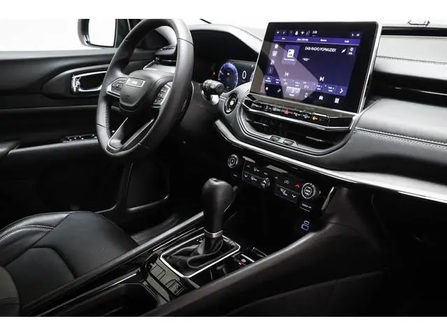 Jeep Compass 1.5T e-Hybrid Summit | LED | STOELVENTILATIE | DAB | APPLE | CAMERA | 19"