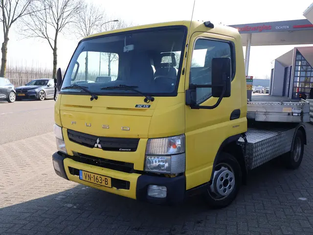 Mitsubishi Canter