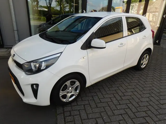 Kia Picanto 1.0 CVVT EconomyPlusLine Staat  in DE KRIM