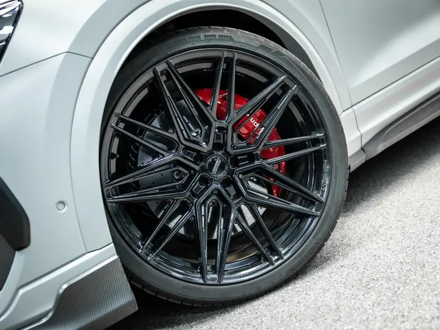 Audi RSQ8 4.0 TFSI quattro Performance | URBAN | Full PPF | Akrapovic | 24'' Vossen | Full Carbon |