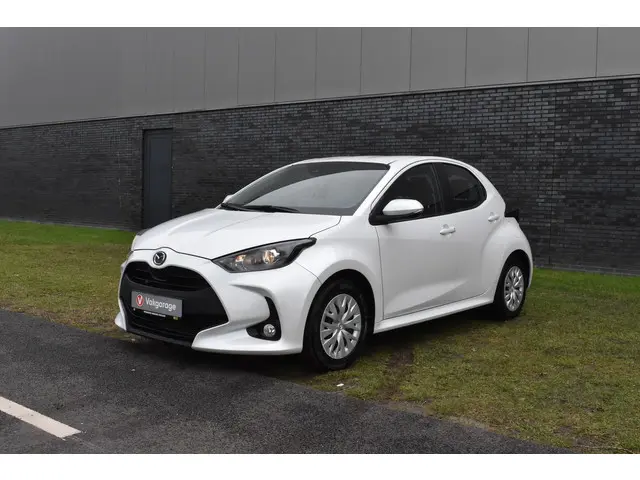 Mazda 2 Hybrid 1.5 Pure Hybride automaat wit stoelverwarming Carplay