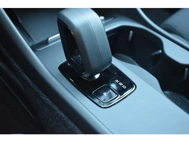Volvo EX40