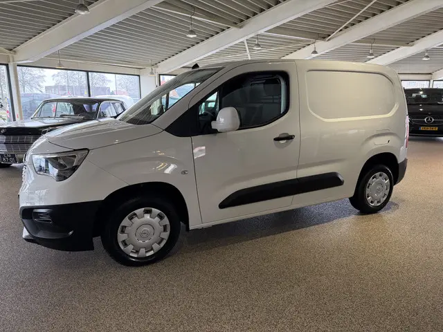 Opel Combo 1.5D L1H1 Edition / vaste prijs rijklaar € 10.950 ex btw / lease vanaf € 185 / euro 6 / b...