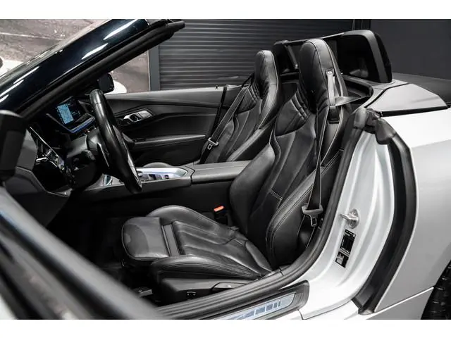 BMW Z4 Roadster sDrive30i High Executive *M-Sport / Harman-Kardon / HUD / Aerodynamica-Pakket / M-Sp...