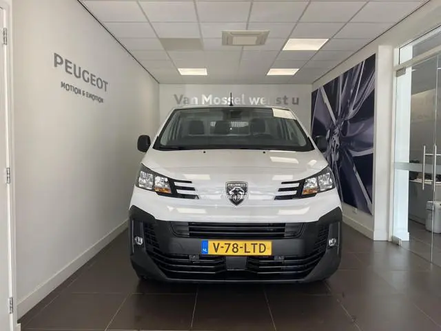 Peugeot e-Expert EV L2 75 kWh | Navigatie | dodehoek detectie | cruise control | lichtmetalen velgen...