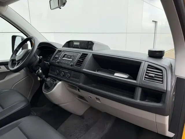 Volkswagen Transporter T6 150PK Open Laadbak Cruise Control Airco 2.2T Trekhaak Pritische Pickup Ope...