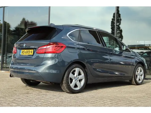 BMW 2-SERIE ACTIVE TOURER 225XE CENTENNIAL HIGH EXECUTIVE | PANO | HUD | ADAPTIVE CRUISE | KEY-LESS...