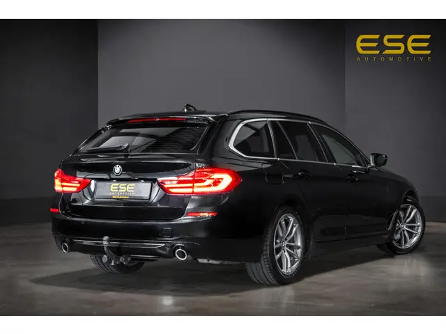 BMW 5-serie Touring 520i Executive | Trekhaak | Navigatie | Stoelverwarming | Cruise