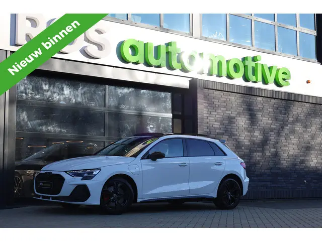 Audi A3 Sportback 45 TFSI e S edition Competition | BTW | S-LINE |  PANO | MATRIX | MASSAGE | MEMORY...