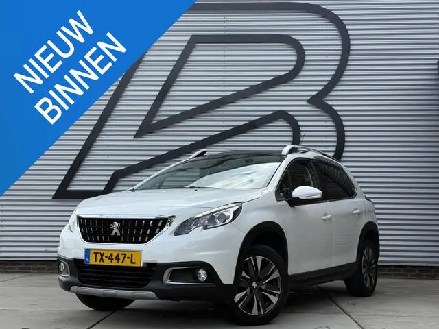 Peugeot 2008 1.2 PureTech Allure 2e Eigenaar|Navi|Pano|Carplay|Clima|Cruise|PDC|Dealer Onderhouden|A...