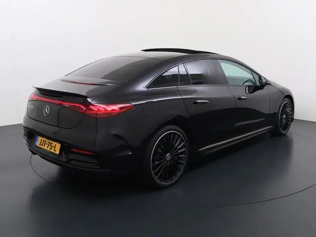 Mercedes-Benz EQE 300 AMG Line 90 kWh | Luchtvering Pano Memory