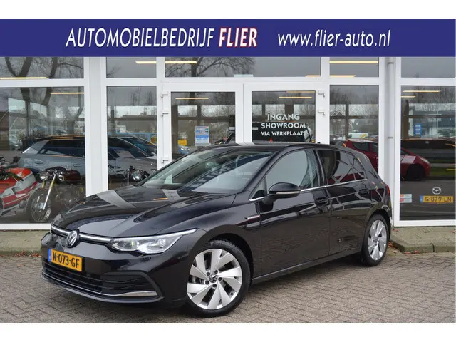 Volkswagen Golf 1.5 TSI 131PK Style ✅ IQ LED ✅ Trekhaak ✅ StoelVW ✅ Memory ✅ CarPlay