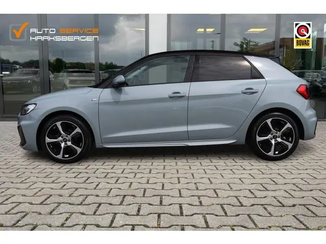 Audi A1 Sportback 25 TFSI S-Line | LED | Camera | 17 Inch |