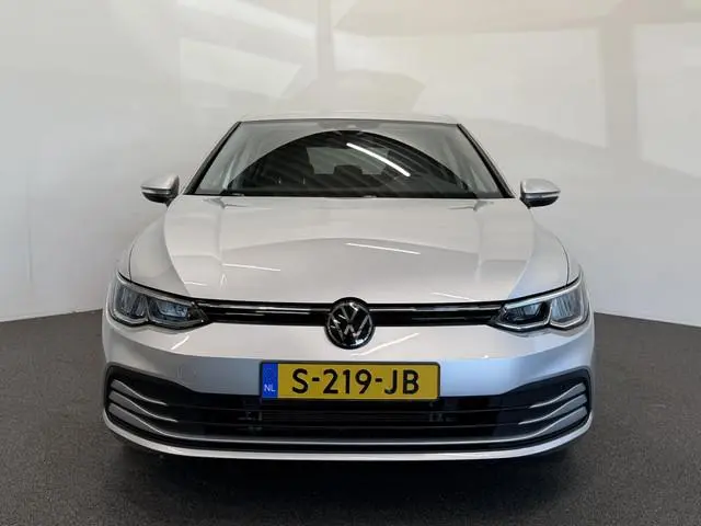 Volkswagen Golf 1.0 TSI 110pk Life Lounge Apple Carplay Android Auto Parkeersensoren Cruise Control...