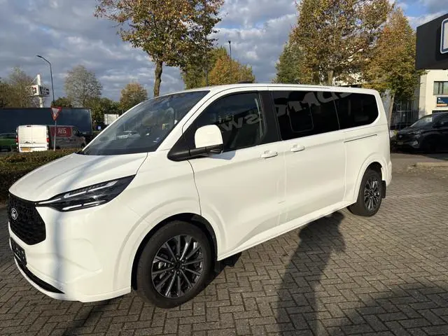 Ford Tourneo