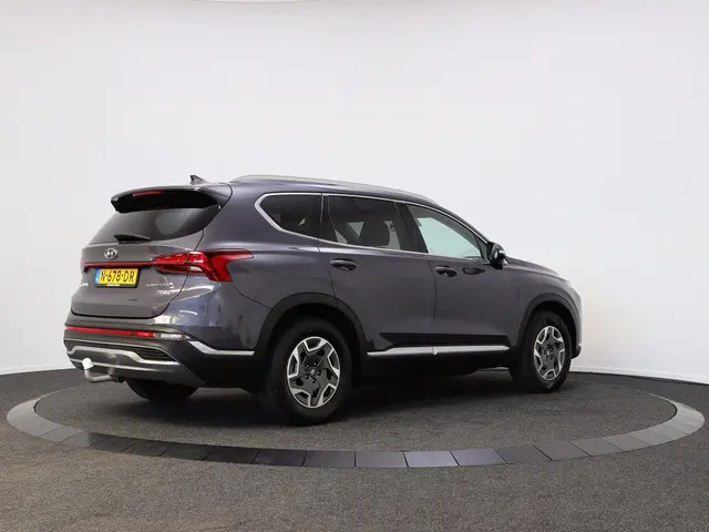 Hyundai Santa Fe 1.6 T-GDI HEV C Smart| 7 pers.| Afneembare Trekhaak 13-polig |