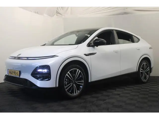 XPENG G6 RWD Standard Range 66 kWh