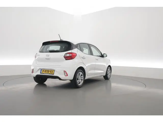 Hyundai i10 1.0 Comfort 5-zits | Rijklaar!! | Cruise Control | Lane Assist | DAB | Apple CarPlay & A...