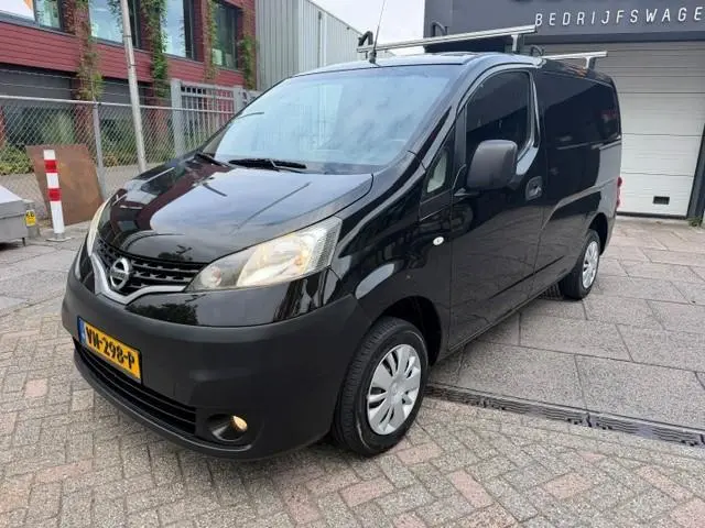 Nissan NV200 1.5 dCi Optima AIRCO I CAMERA I TREKHAAK I IMPERIAAL I ONDERHOUDSHITORIE I LAGE KILOMET...
