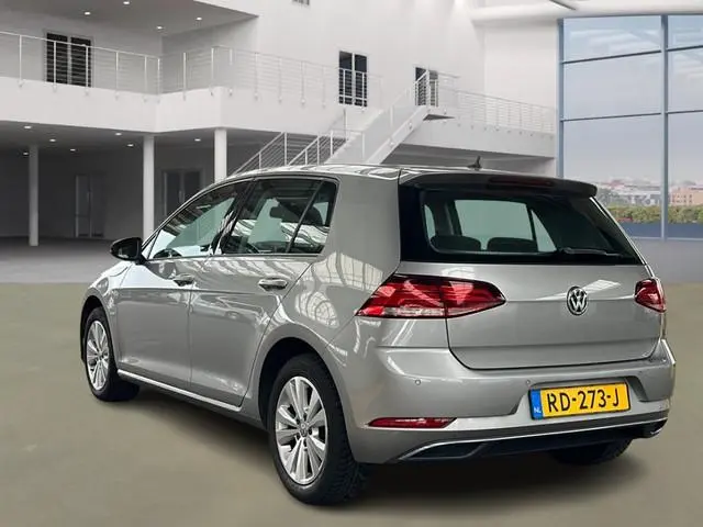 Volkswagen Golf 1.6 TDI Comfortline NAVI PDC 113452 KM NAP PAS