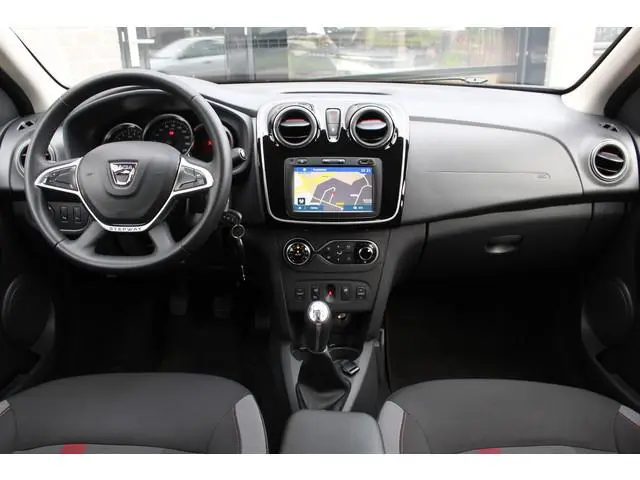 Dacia Logan MCV 0.9 TCe Tech Road / Stepway / Carplay / Trekhaak / N.A.P.