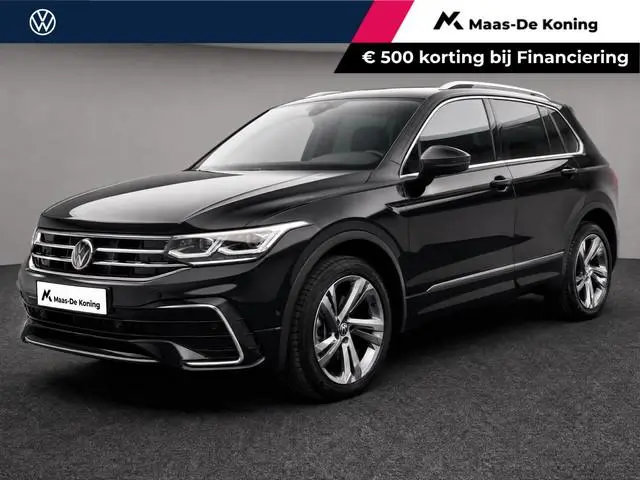 Volkswagen Tiguan 1.4 TSI eHybrid R-Line Business+ · Trekhaak · Camera · Stoelverwarming · Navigatie...