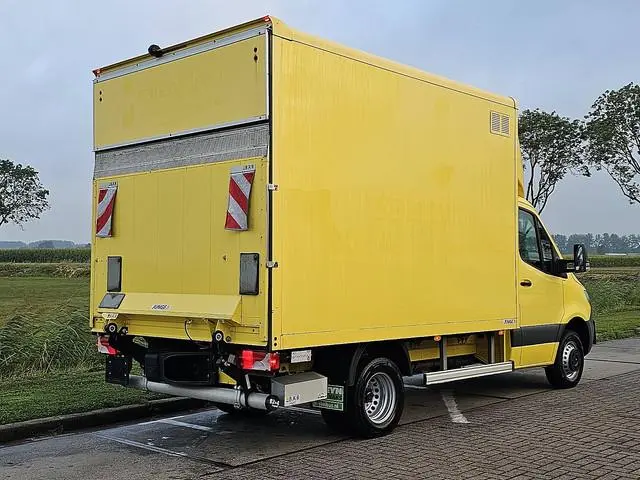MERCEDES-BENZ SPRINTER 514 bakwagen laadklep!