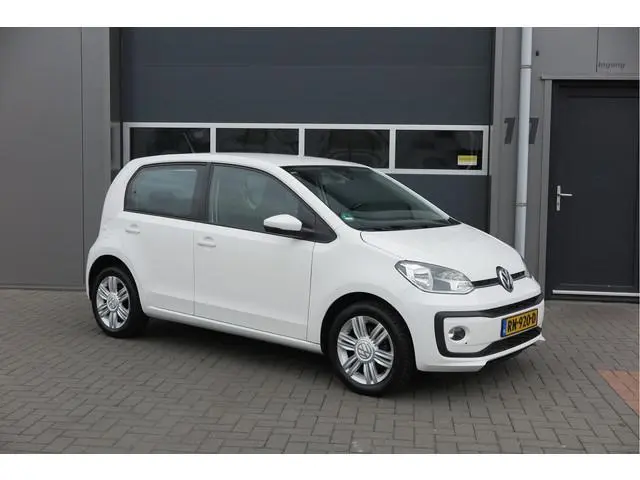 Volkswagen Up! 1.0 BMT 44kw 60pk  high up!  (Facelift) , Cruise control , Parkeersensor, Navi via AP...